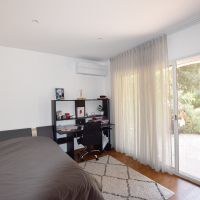 NÎMES – CARREAU DE LANES : Villa d’Exception de 248 m² sur 3000 m² de Terrain Paysagé avec Piscine et Pool House - miniature 17