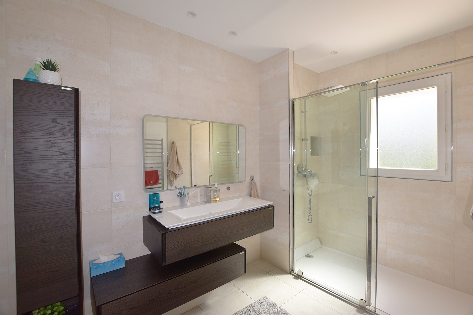 NÎMES – CARREAU DE LANES : Villa d’Exception de 248 m² sur 3000 m² de Terrain Paysagé avec Piscine et Pool House - photo 14