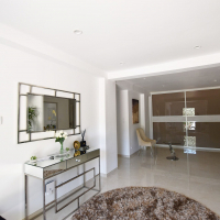 NÎMES – CARREAU DE LANES : Villa d’Exception de 248 m² sur 3000 m² de Terrain Paysagé avec Piscine et Pool House - miniature 7