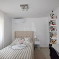 NÎMES – CARREAU DE LANES : Villa d’Exception de 248 m² sur 3000 m² de Terrain Paysagé avec Piscine et Pool House - miniature 15