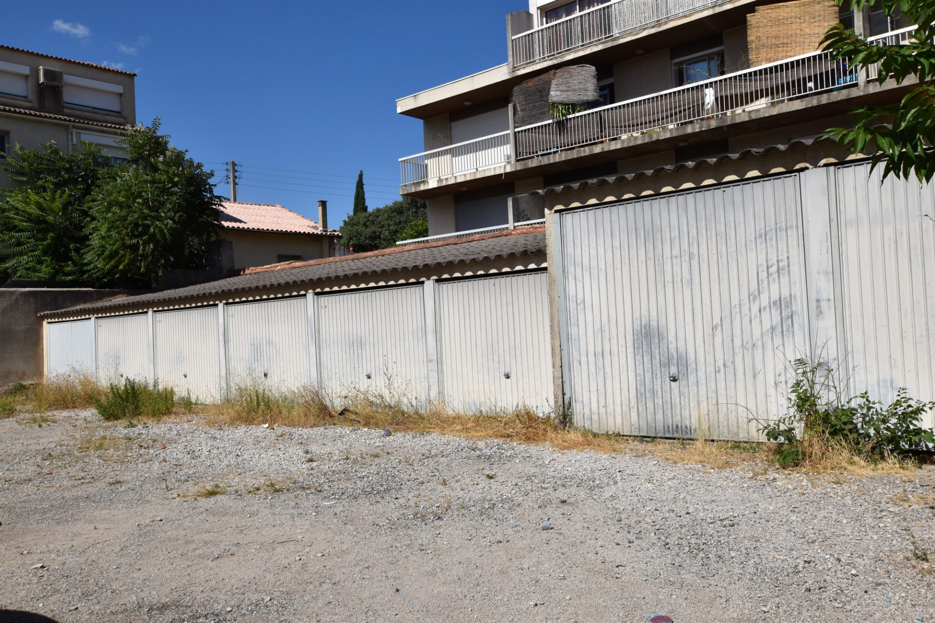 NIMES GREZAN : Garage fermé de 18 m² avec mezzanine - photo 3