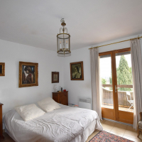 TAVEL : Spacieuse maison individuelle T7 de 214 m² sur un terrain arboré de 1560 m² - miniature 14