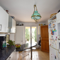 TAVEL : Spacieuse maison individuelle T7 de 214 m² sur un terrain arboré de 1560 m² - miniature 9