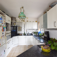TAVEL : Spacieuse maison individuelle T7 de 214 m² sur un terrain arboré de 1560 m² - miniature 8