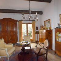 TAVEL : Spacieuse maison individuelle T7 de 214 m² sur un terrain arboré de 1560 m² - miniature 7