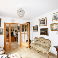 TAVEL : Spacieuse maison individuelle T7 de 214 m² sur un terrain arboré de 1560 m² - miniature 11