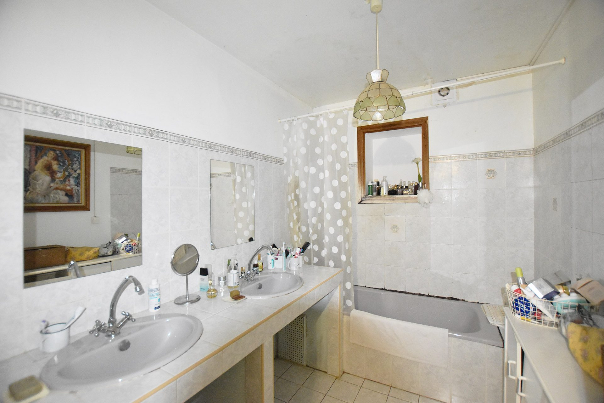 TAVEL : Spacieuse maison individuelle T7 de 214 m² sur un terrain arboré de 1560 m² - photo 15