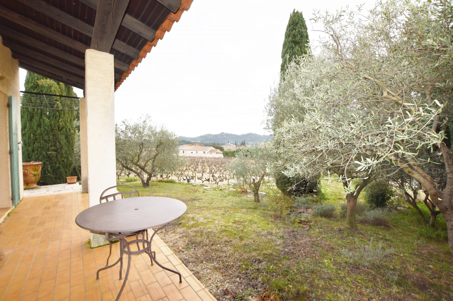 TAVEL : Spacieuse maison individuelle T7 de 214 m² sur un terrain arboré de 1560 m² - photo 13