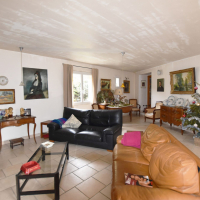TAVEL : Spacieuse maison individuelle T7 de 214 m² sur un terrain arboré de 1560 m² - miniature 12