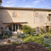 CASSAGNOLES : Mas provençal de caractère – 208 m² habitables – 355 m² au sol – Jardin 943 m² - miniature 7