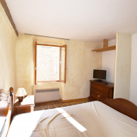 CHAMBORIGAUD : Maison de village T5 de 86 m² - miniature 12
