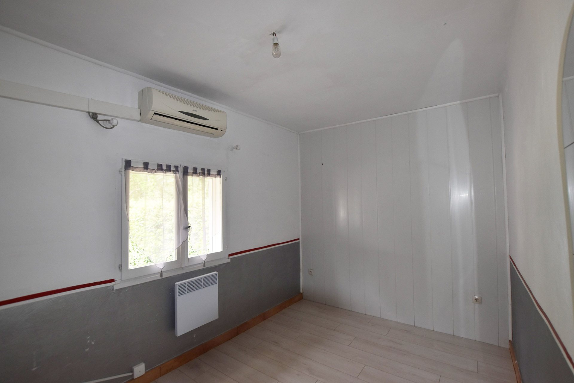 BOUILLARGUES : Mas - Ensemble immobilier de 4 maisons sur 7100m2 de terrain - photo 11