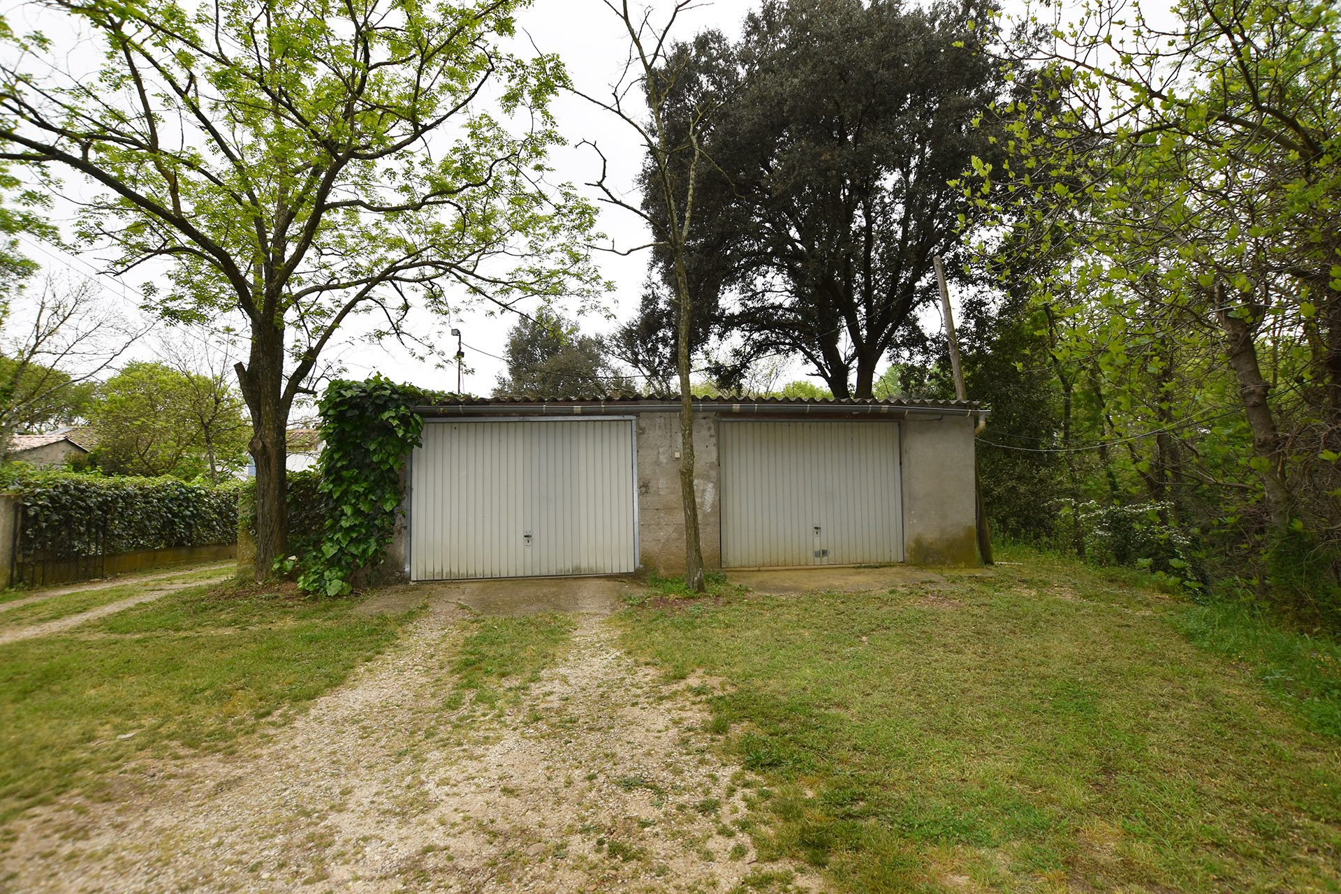 BOUILLARGUES : Mas - Ensemble immobilier de 4 maisons sur 7100m2 de terrain - photo 30