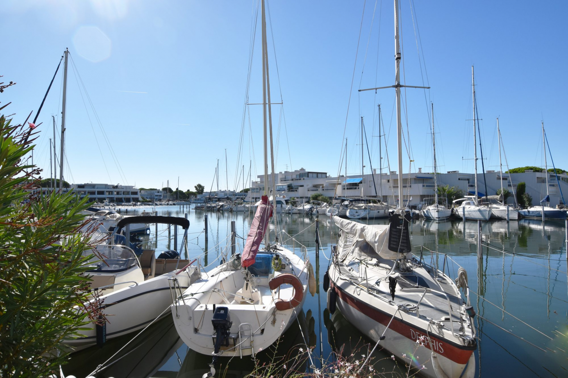 Le Grau-du-Roi Port Camargue : Marina Duplex T4/5 de 65 m², avec garage et appontement privatif. - photo 13