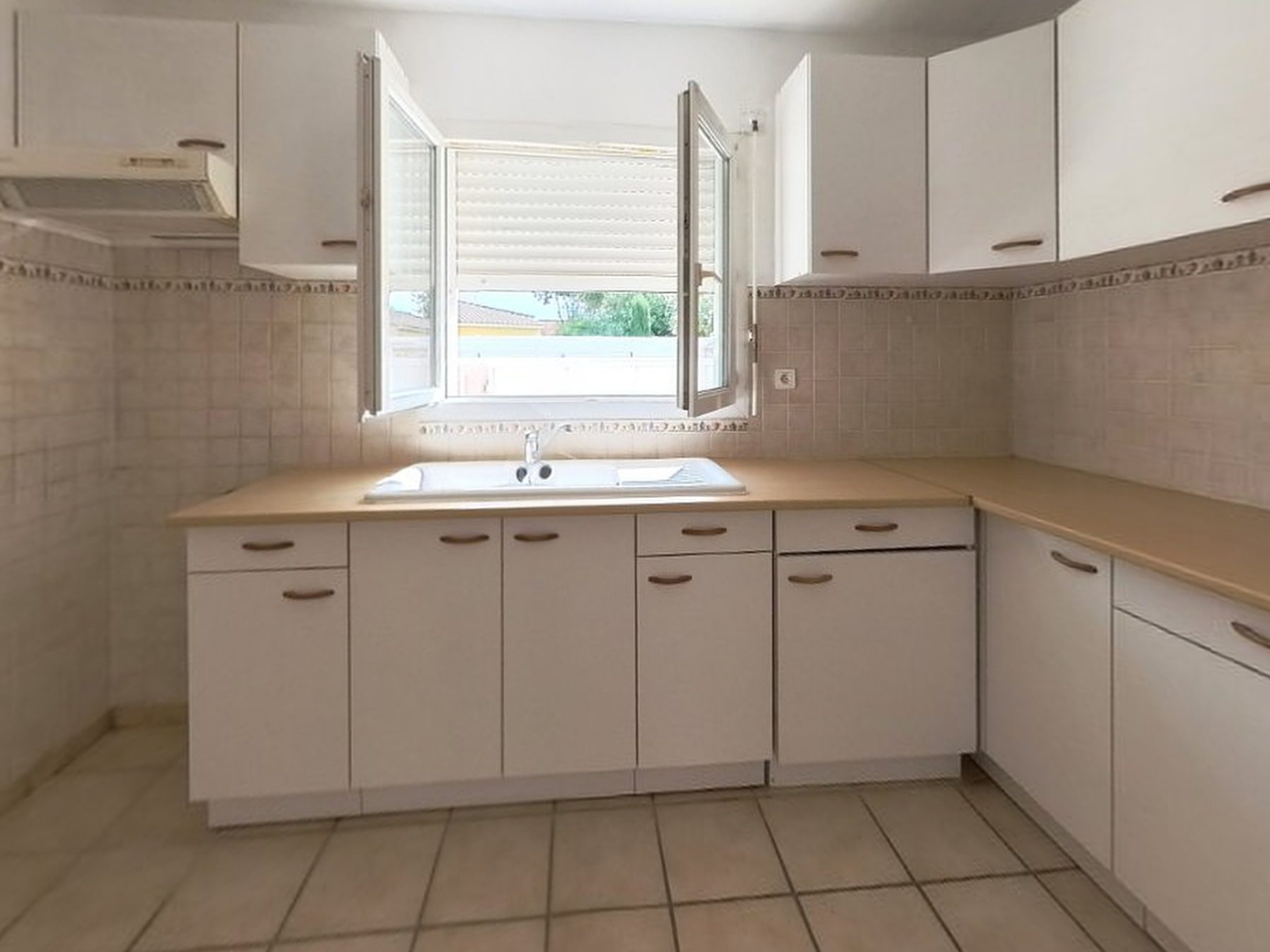 GARONS : Maison de plain pied de type 4 de 89 m2 - photo 7