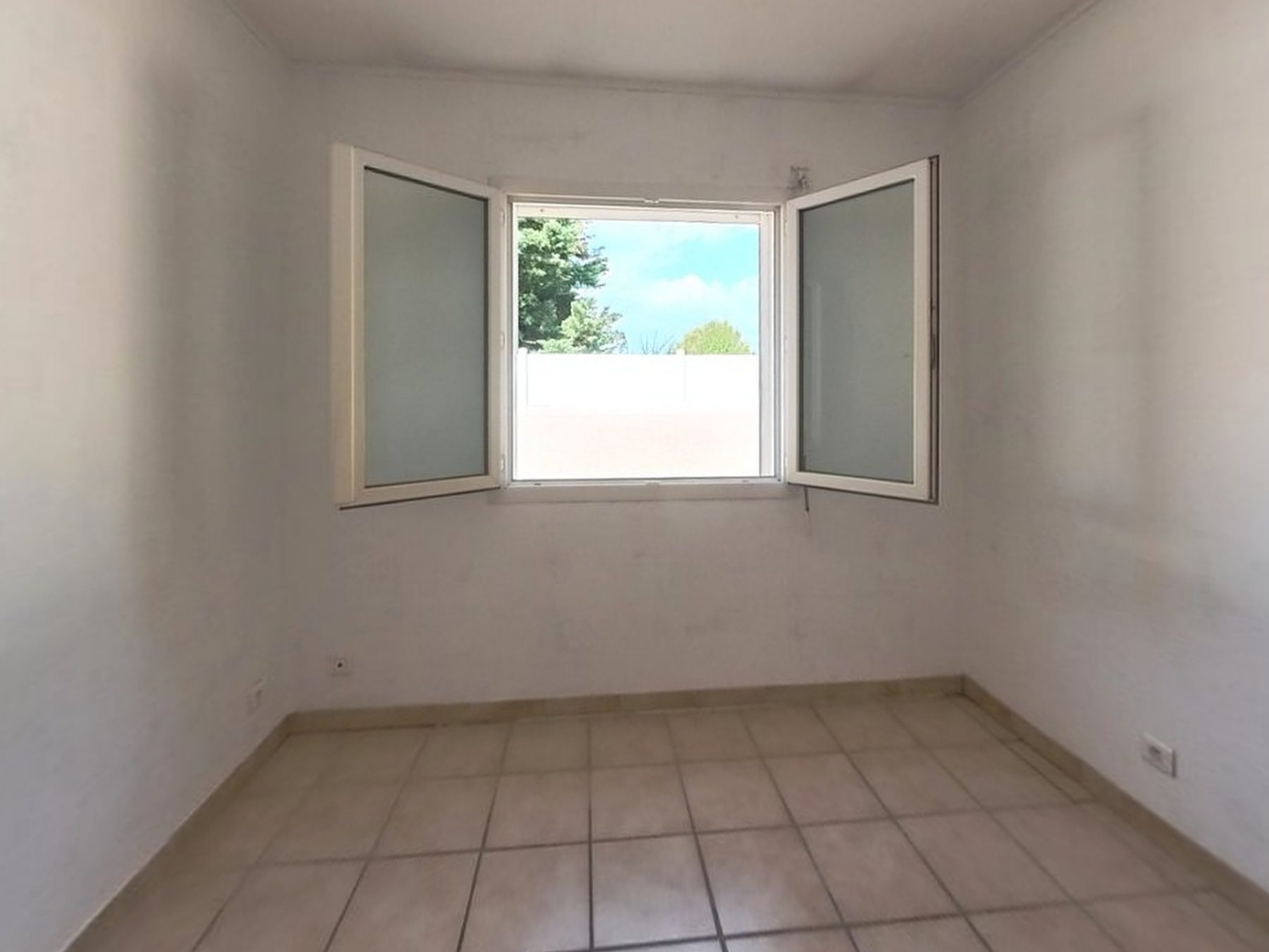 GARONS : Maison de plain pied de type 4 de 89 m2 - photo 13